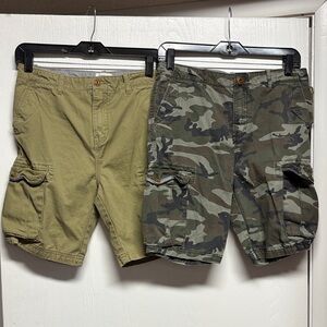 Quiksilver Olive and Camo Cargo Shorts Lot. Sz 29
